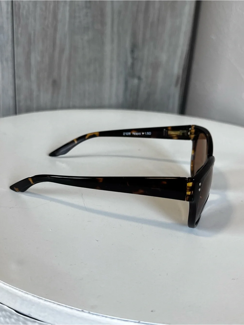 Peepers Napa +1.50 Bifocal Reader Sunglasses Brown Tortoise UV Readers